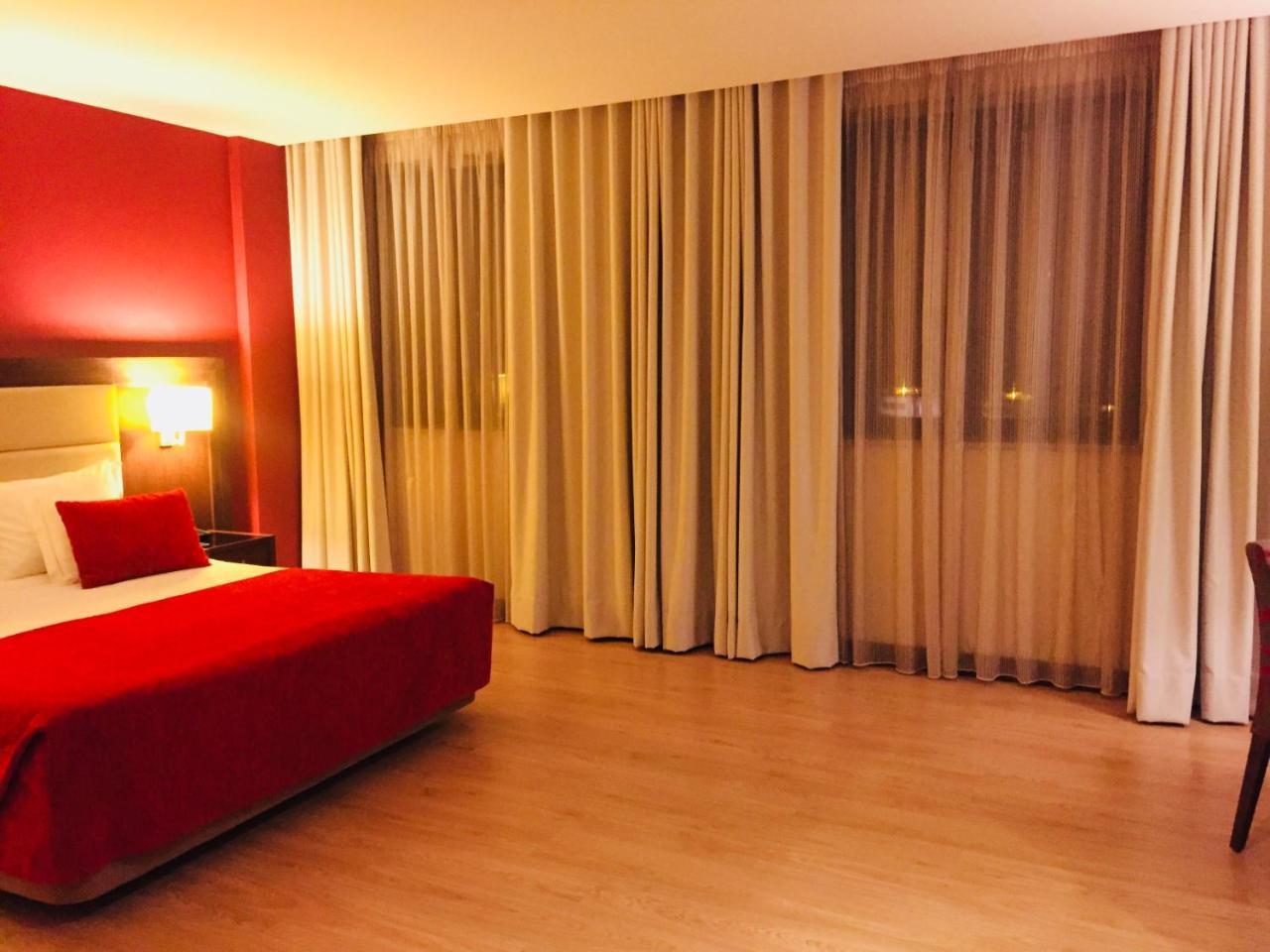 Palace Hotel E Spa Monte Rio Термас-де-Сан-Педру-ду-Сул Екстер'єр фото
